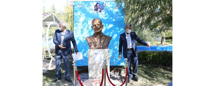 The busts of 5 laureates of the 2019 Mustafa Prize Laureates’ Busts Unveiled in Tehran